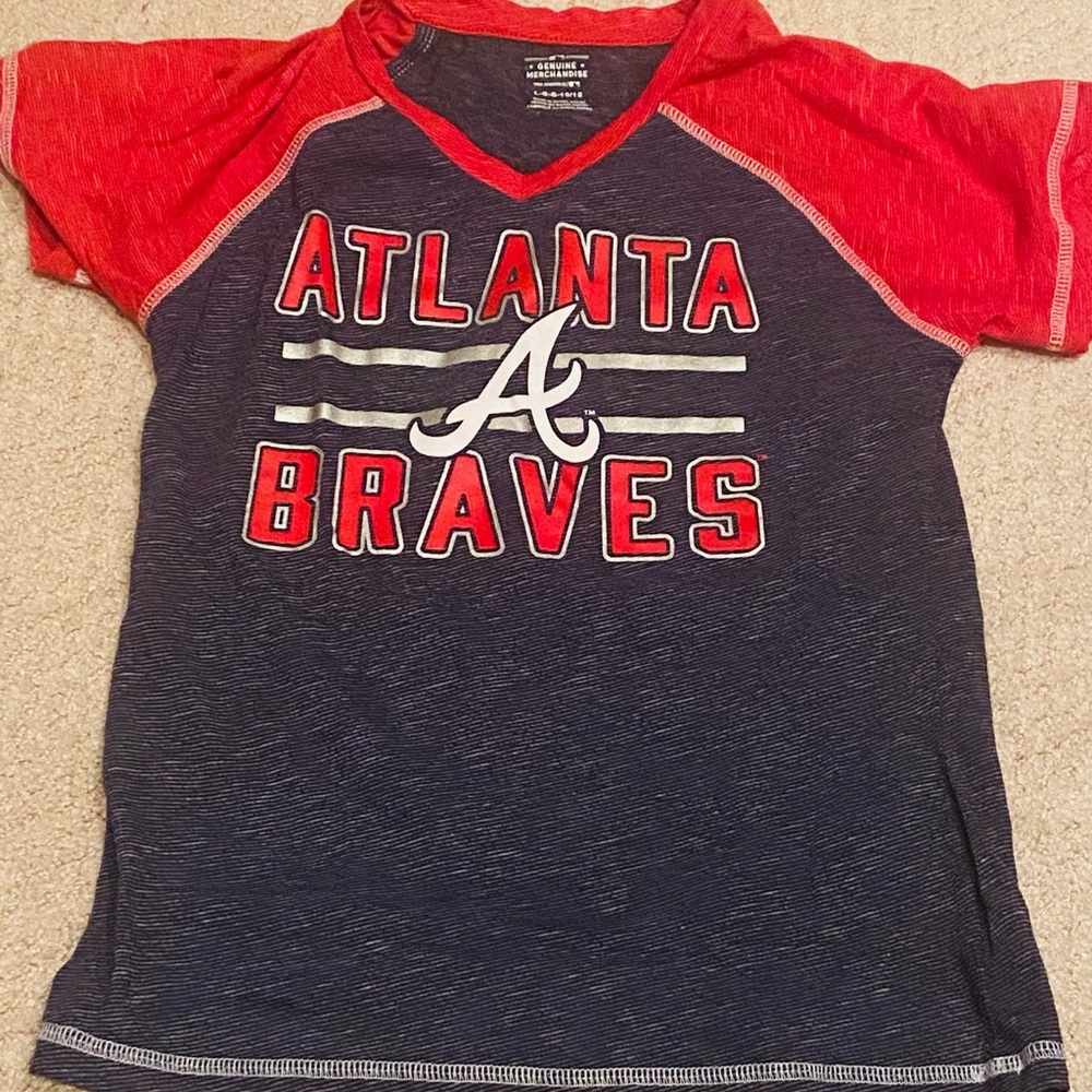 Girls Atlanta Braves v-neck tee